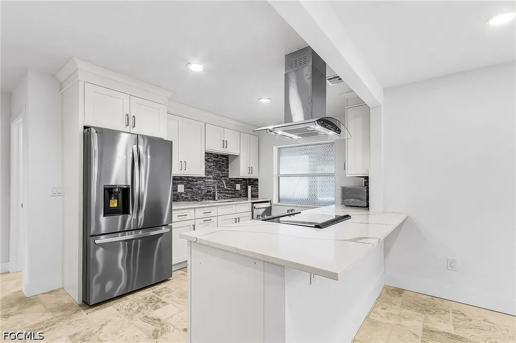 209 Kingston Drive Fort Myers FL 33905