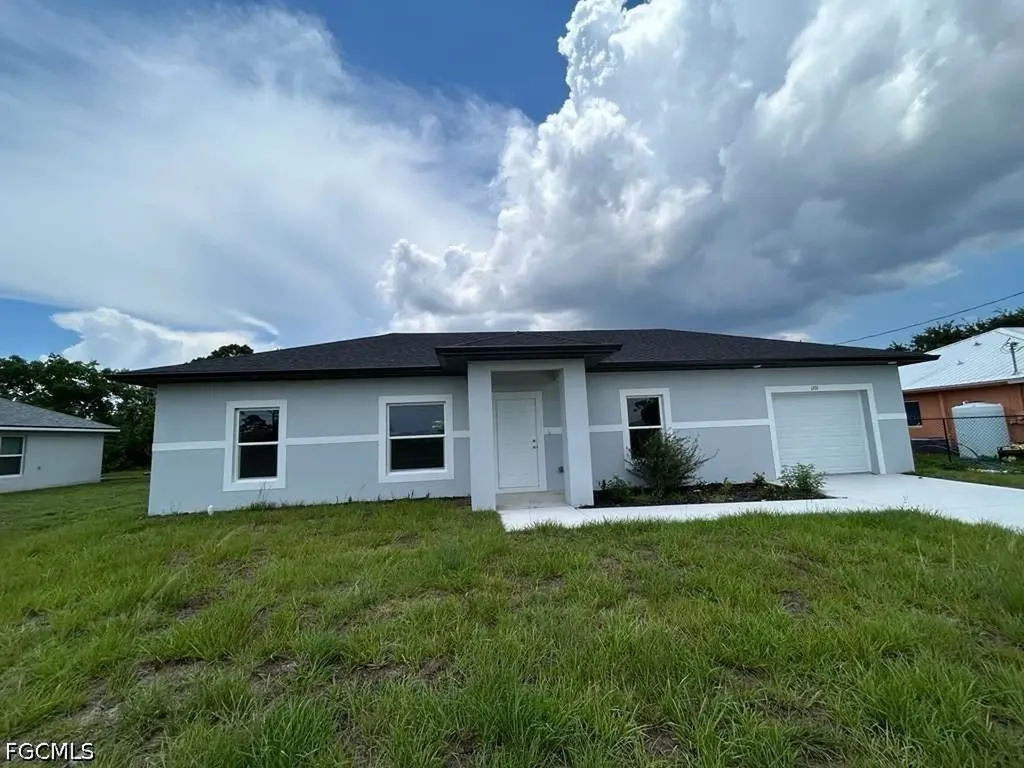1701 NE 44th Terrace Cape Coral FL 33909