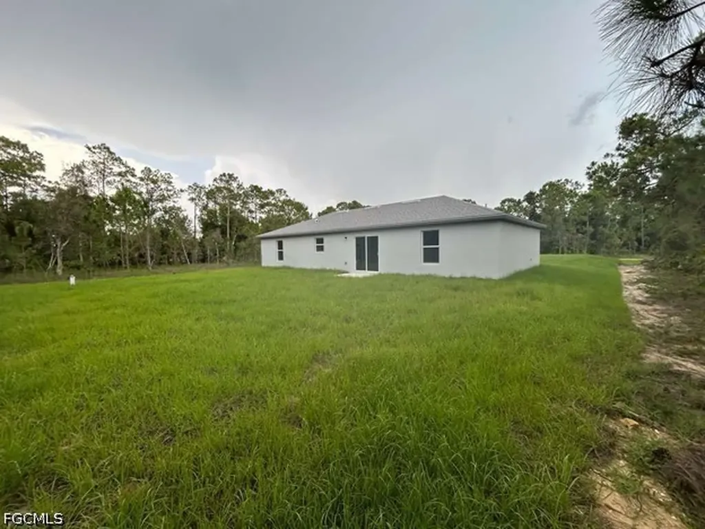 3206 55th Street W Lehigh Acres FL 33971