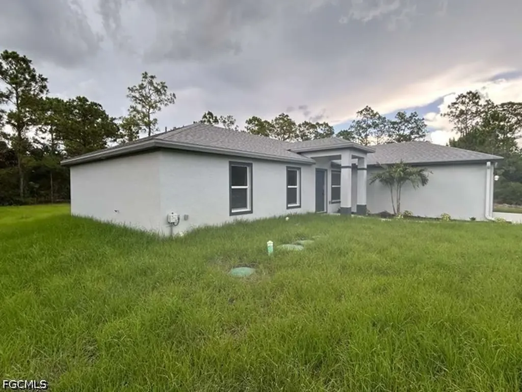 3206 55th Street W Lehigh Acres FL 33971