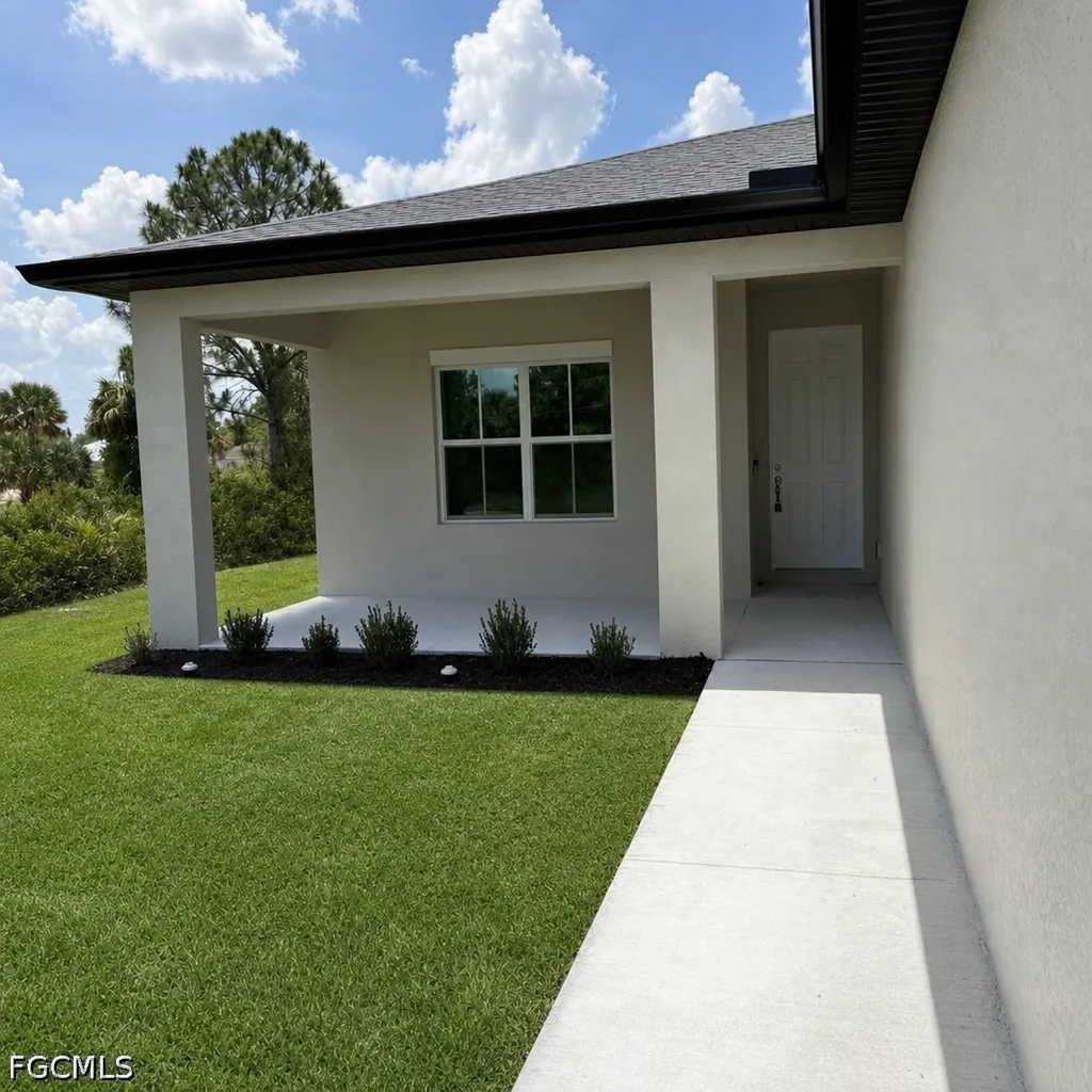 3607 62nd Street W Lehigh Acres FL 33971