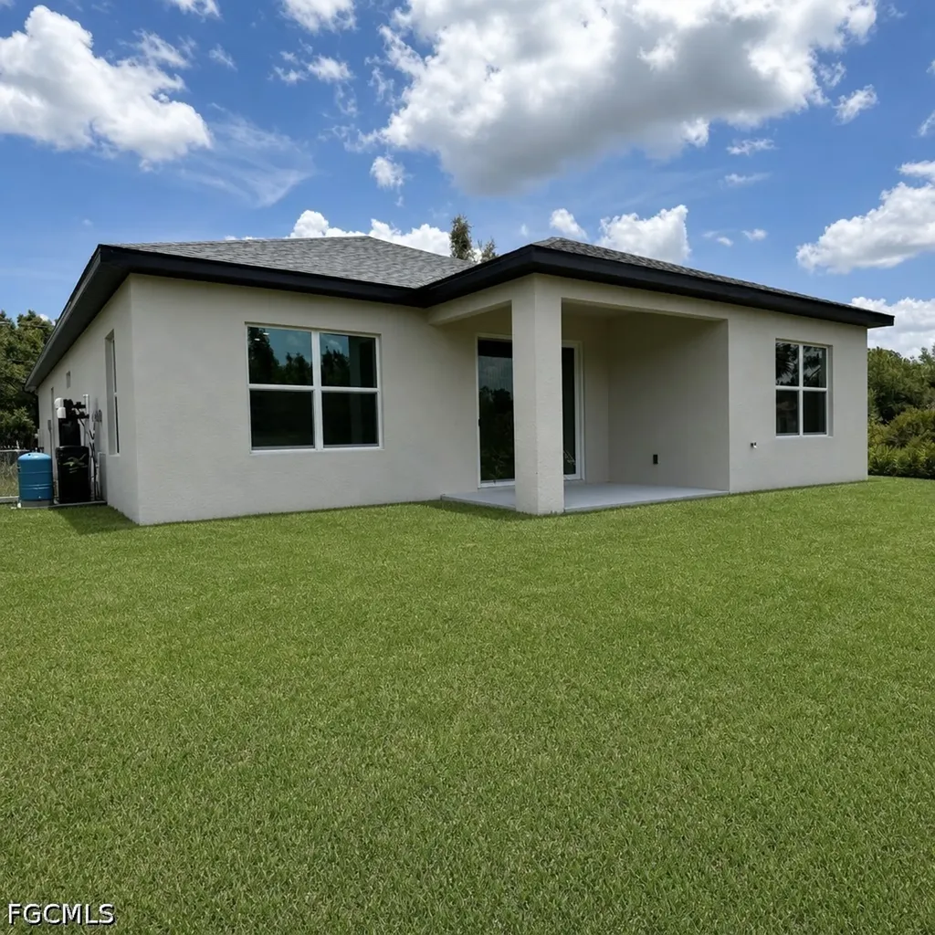 3607 62nd Street W Lehigh Acres FL 33971