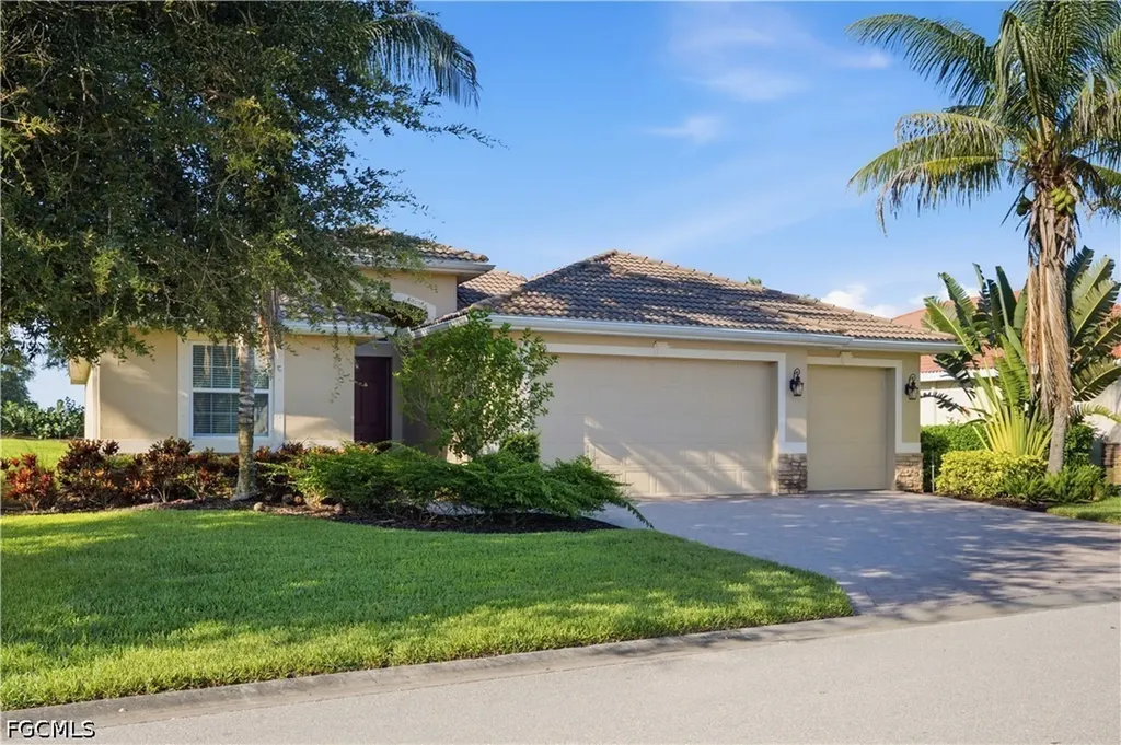 13390 Seaside Harbour Drive North Fort Myers FL 33903