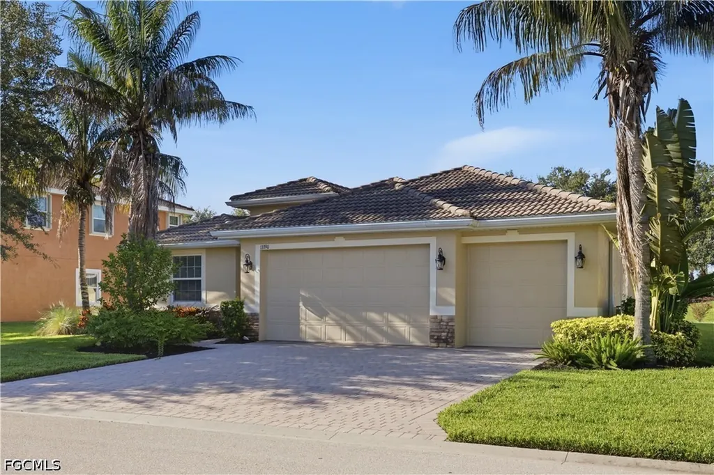 13390 Seaside Harbour Drive North Fort Myers FL 33903