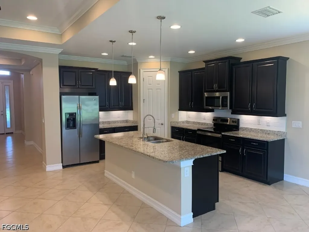 13390 Seaside Harbour Drive North Fort Myers FL 33903