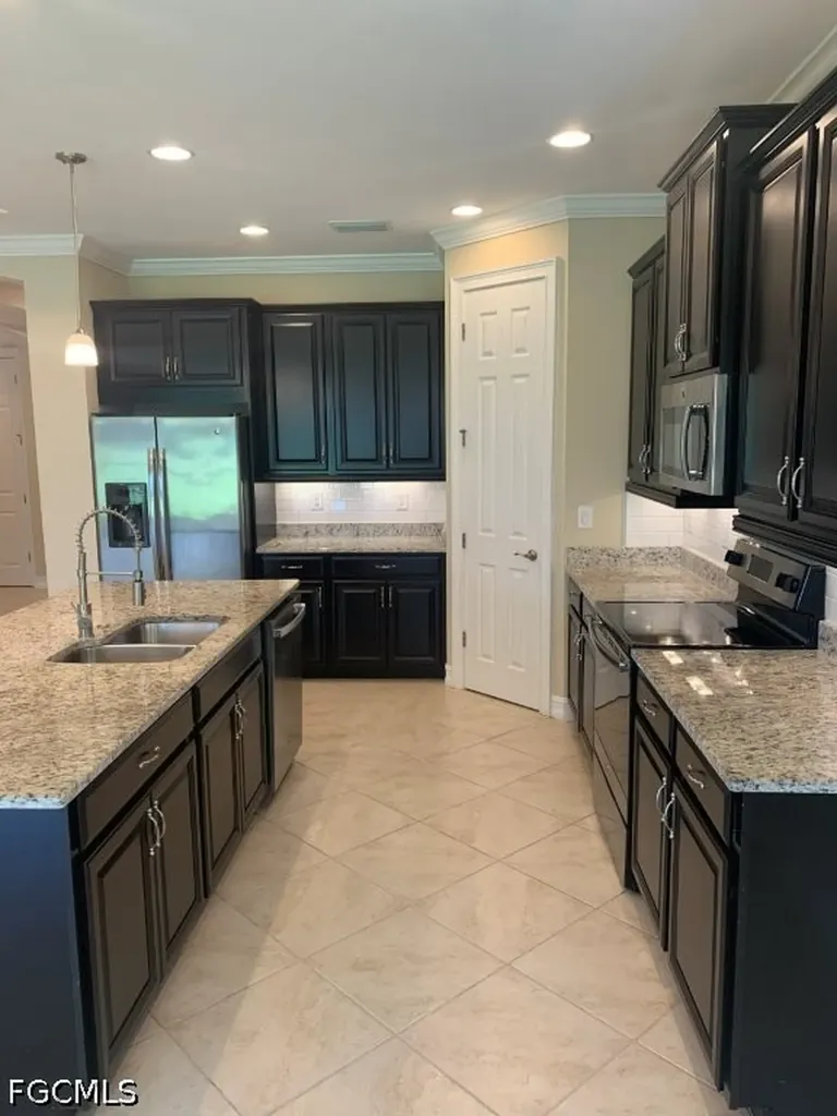 13390 Seaside Harbour Drive North Fort Myers FL 33903
