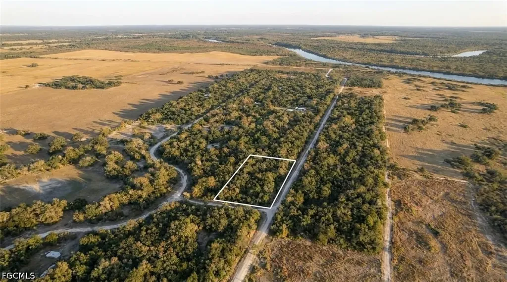 SE Quail Drive Branford FL 32008