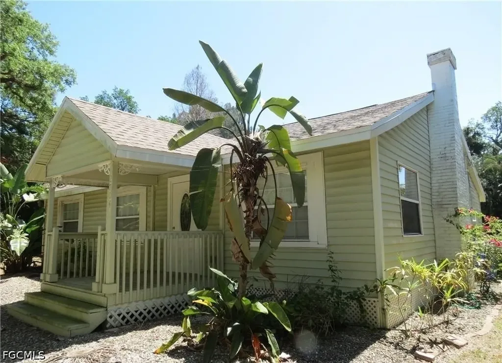 2704 2nd Street Fort Myers FL 33916