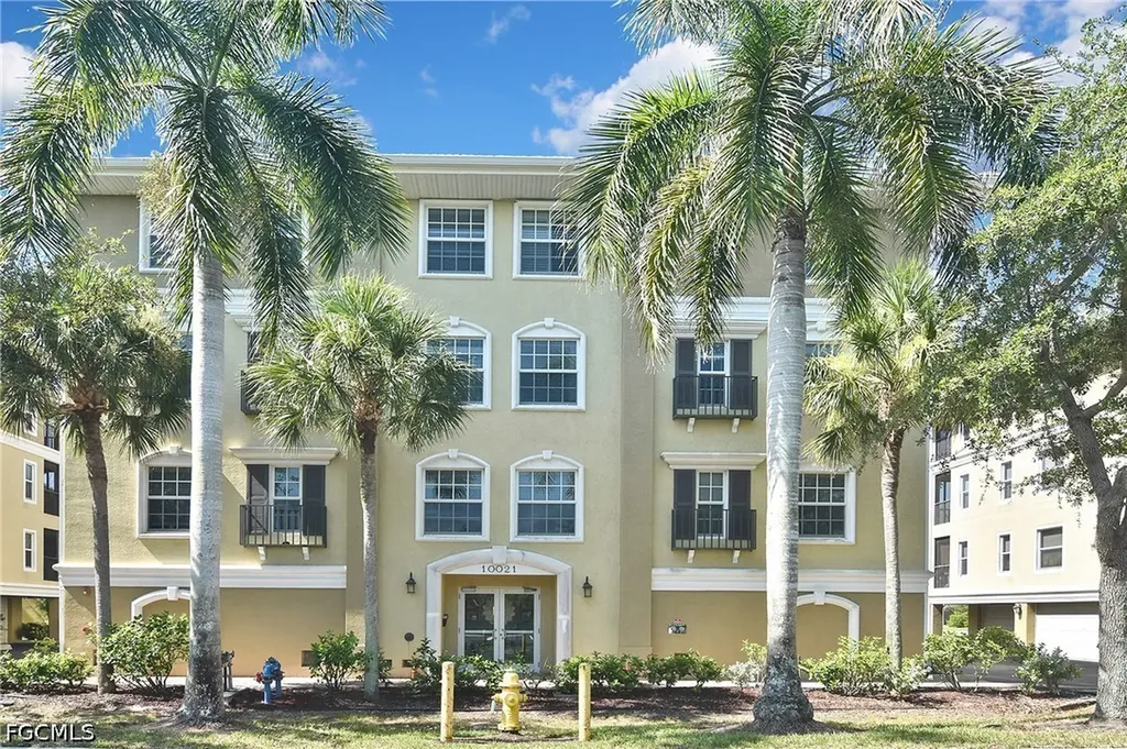 10021 Lake Cove Drive Fort Myers FL 33908