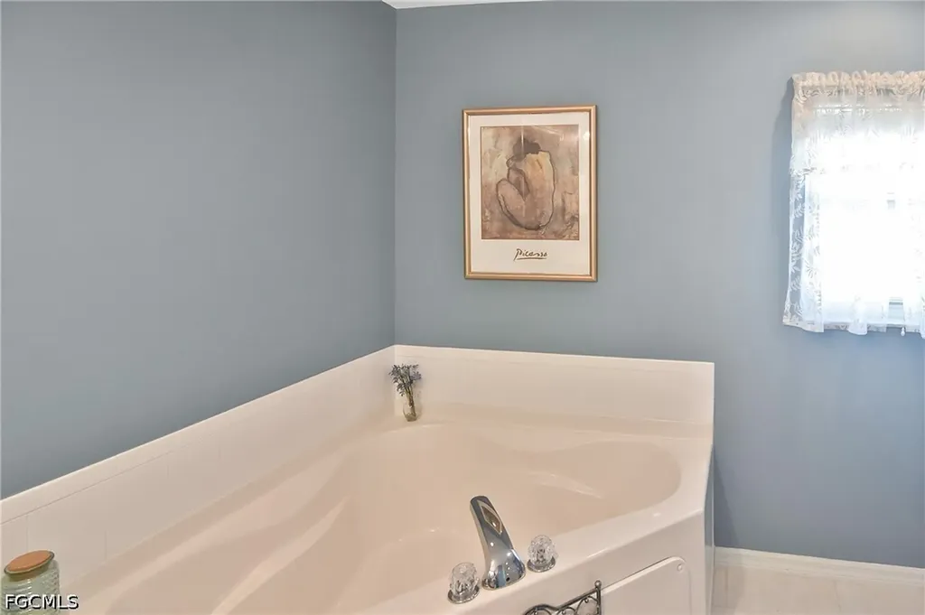 10021 Lake Cove Drive Fort Myers FL 33908