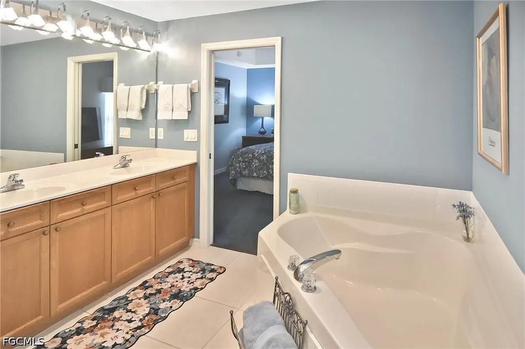 10021 Lake Cove Drive Fort Myers FL 33908