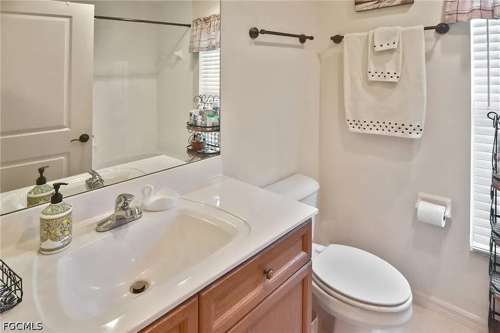 10021 Lake Cove Drive Fort Myers FL 33908