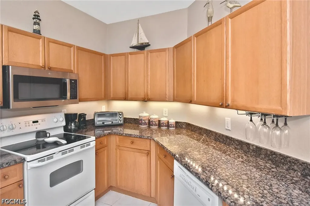10021 Lake Cove Drive Fort Myers FL 33908