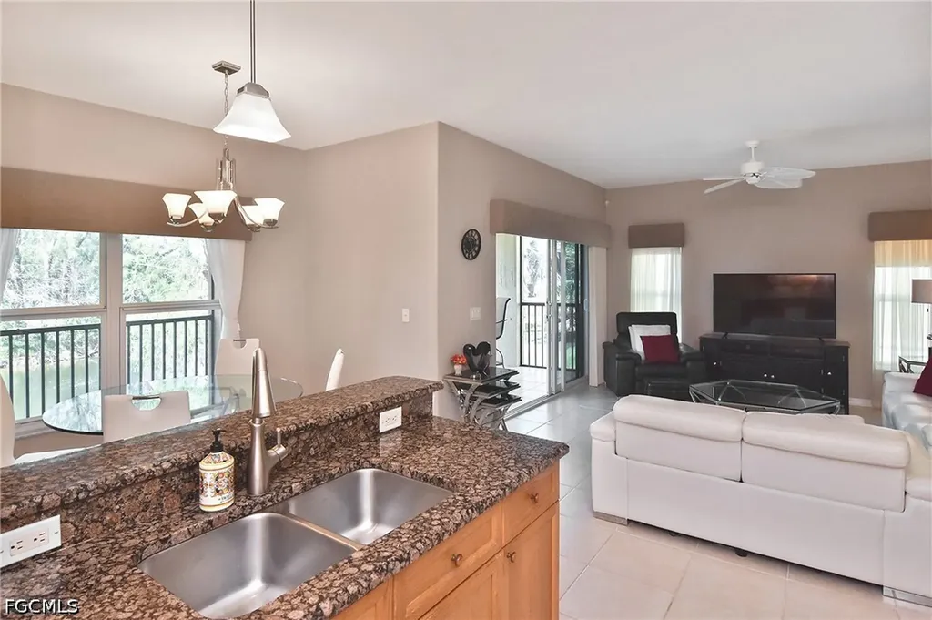 10021 Lake Cove Drive Fort Myers FL 33908
