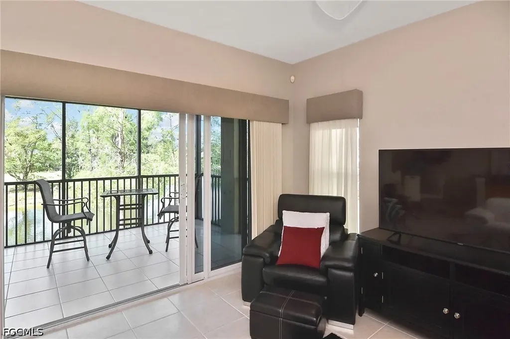 10021 Lake Cove Drive Fort Myers FL 33908