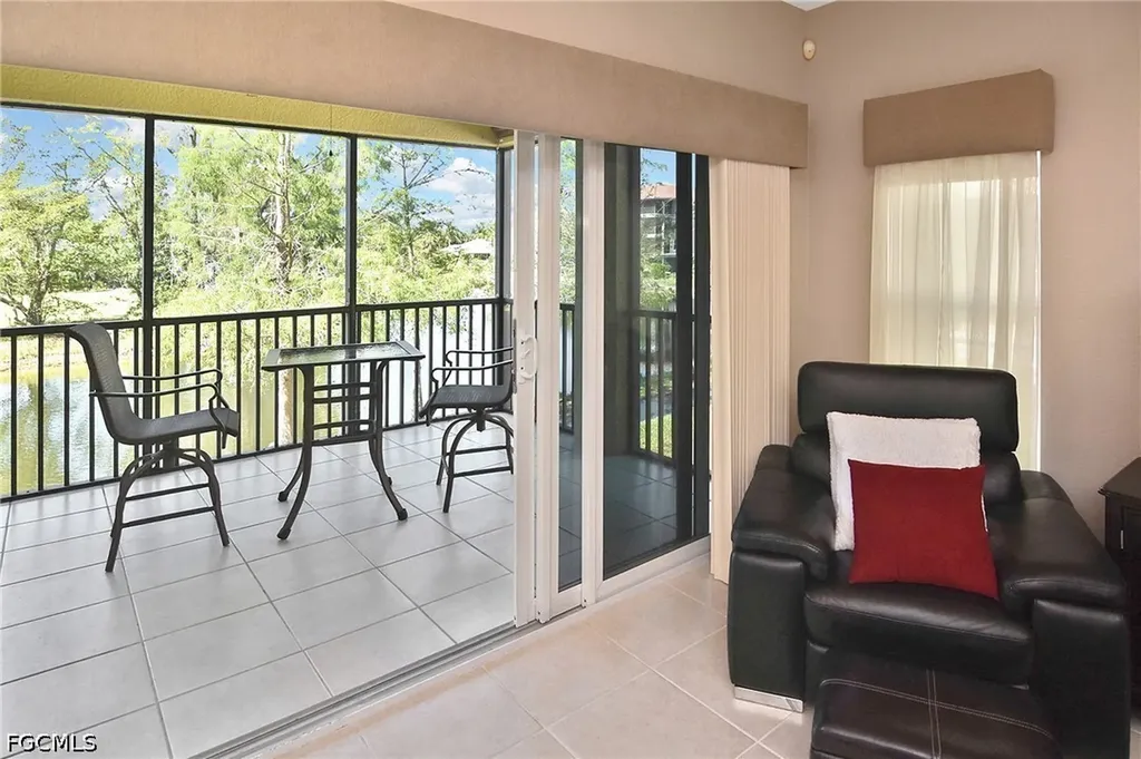 10021 Lake Cove Drive Fort Myers FL 33908
