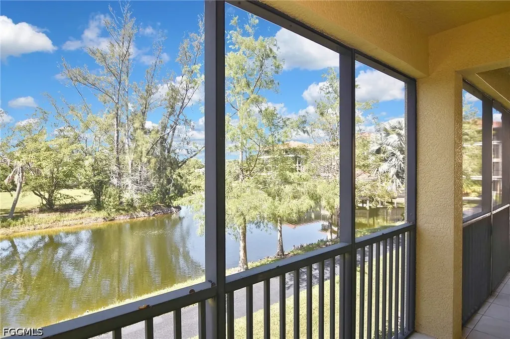10021 Lake Cove Drive Fort Myers FL 33908