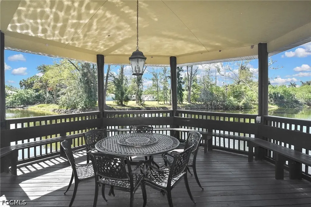 10021 Lake Cove Drive Fort Myers FL 33908