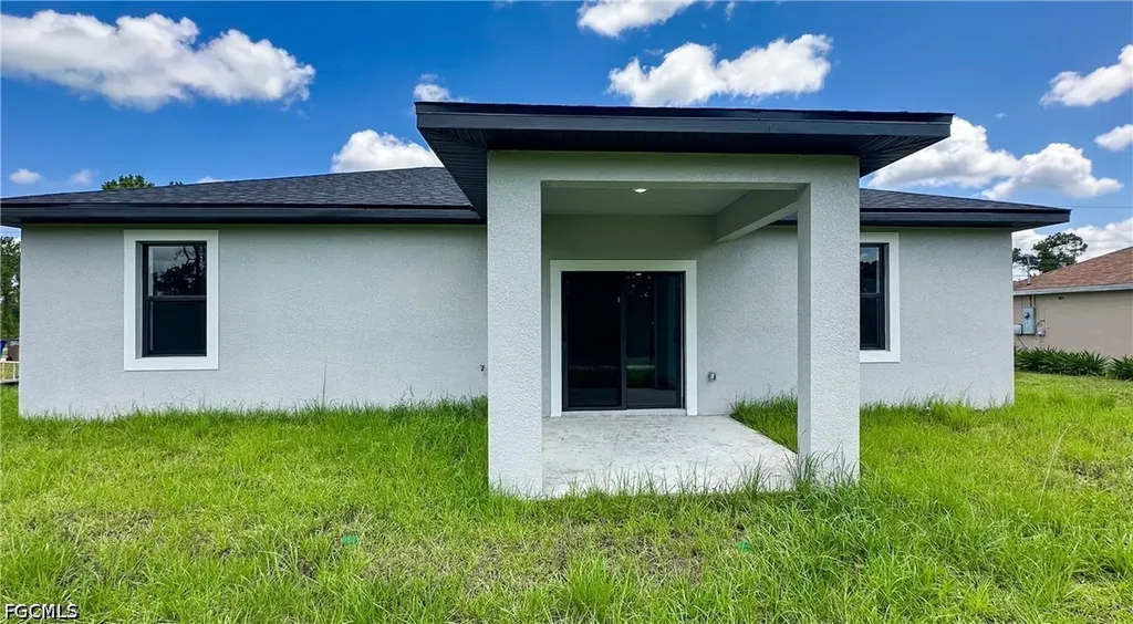 1148 Craft Street E Lehigh Acres FL 33974