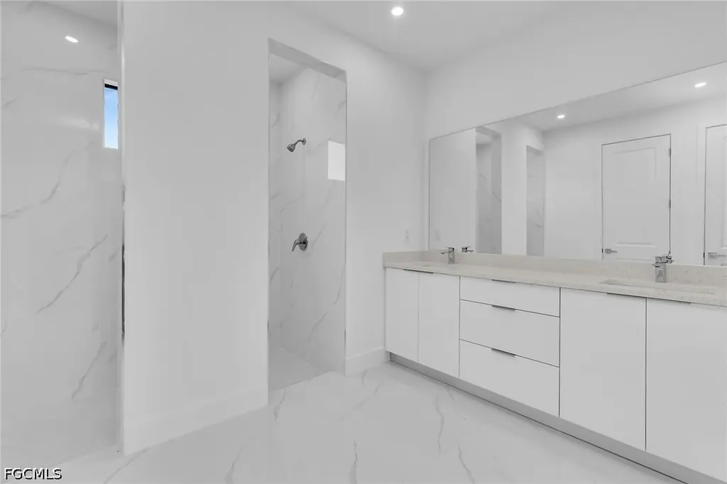 4202 NW 33rd Street Cape Coral FL 33993