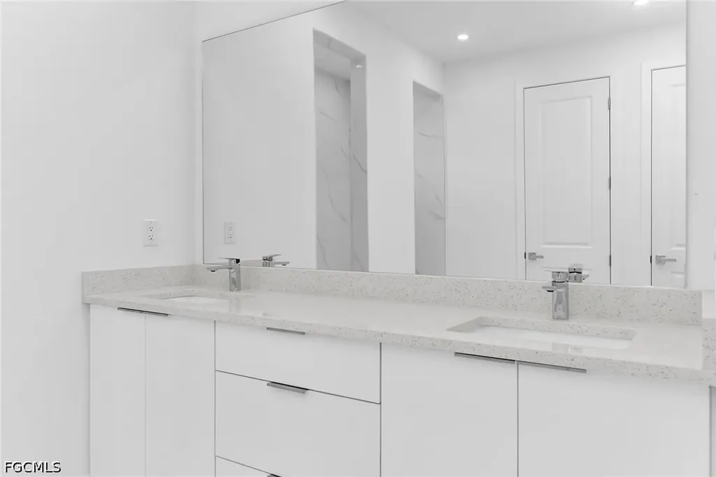 4202 NW 33rd Street Cape Coral FL 33993