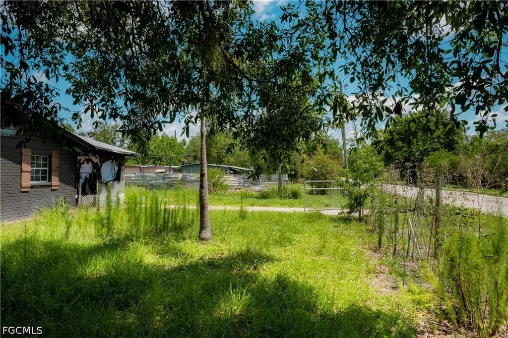 1553 SE Carnahan Avenue Arcadia FL 34266