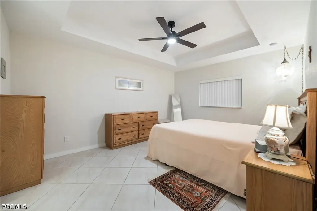 324 SW 21st Terrace Cape Coral FL 33991