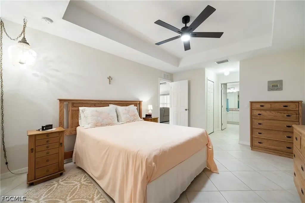 324 SW 21st Terrace Cape Coral FL 33991