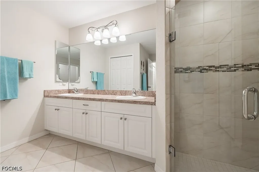 324 SW 21st Terrace Cape Coral FL 33991