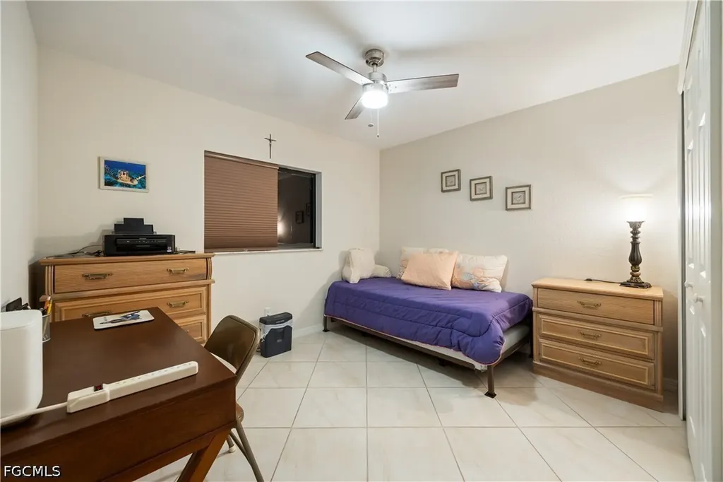 324 SW 21st Terrace Cape Coral FL 33991