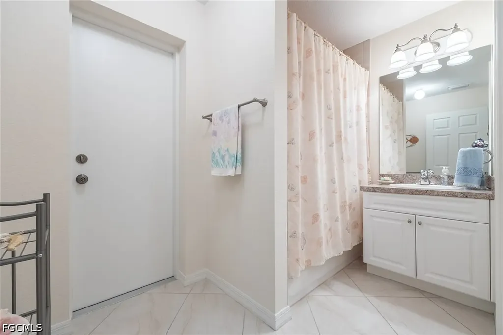 324 SW 21st Terrace Cape Coral FL 33991