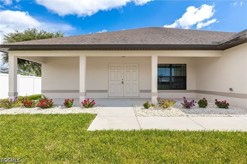 324 SW 21st Terrace Cape Coral FL 33991