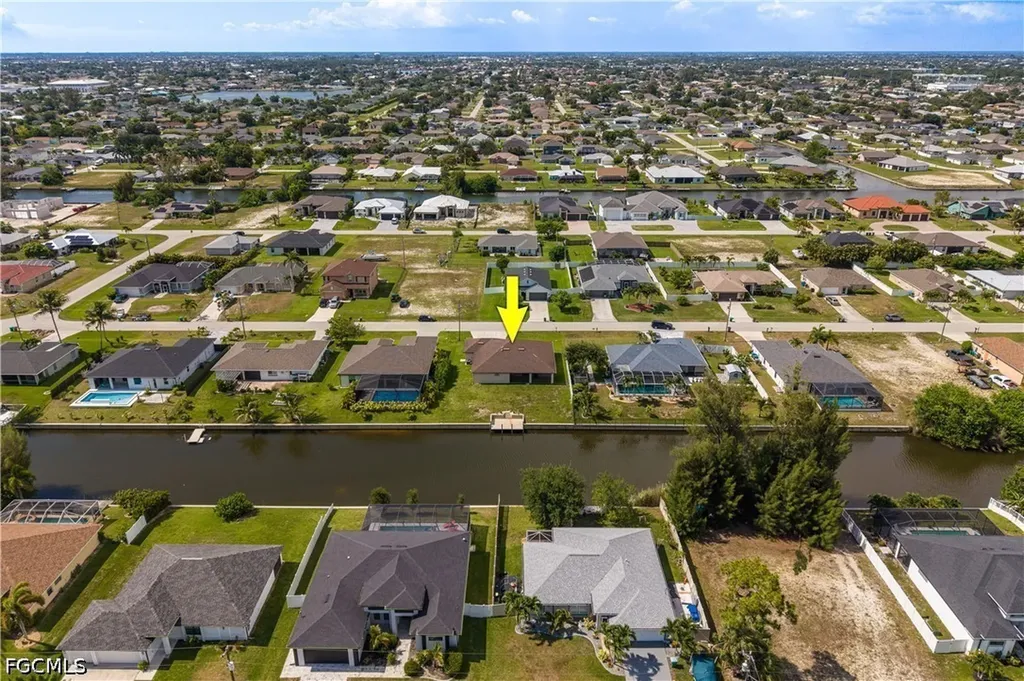 324 SW 21st Terrace Cape Coral FL 33991