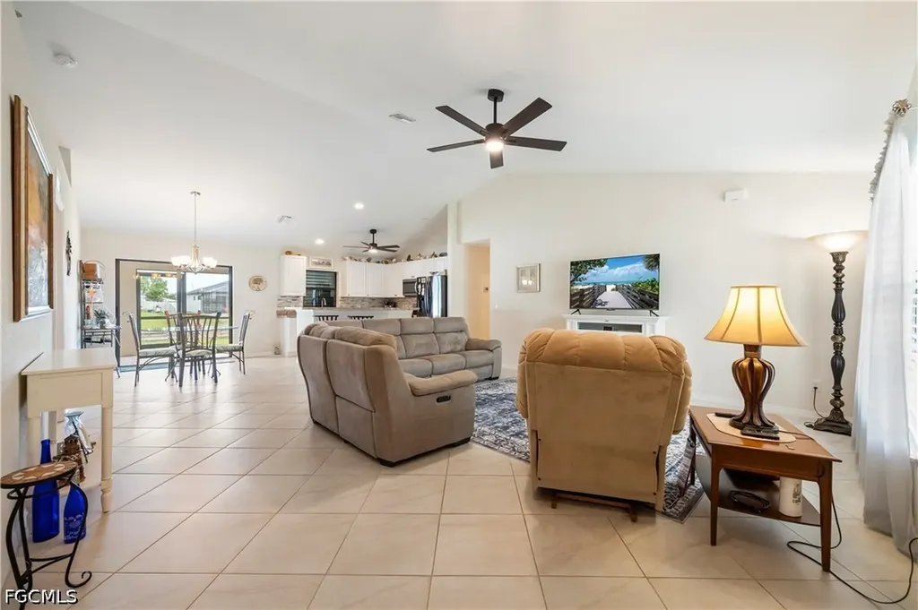 324 SW 21st Terrace Cape Coral FL 33991