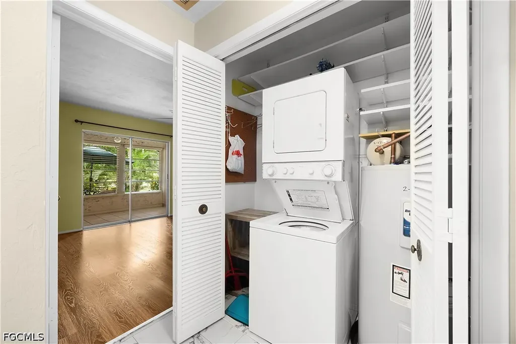 1001 Pine Isle Lane Naples FL 34112