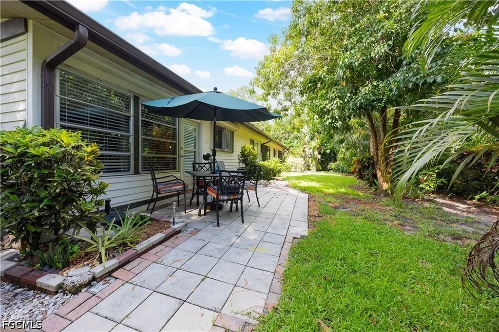 1001 Pine Isle Lane Naples FL 34112