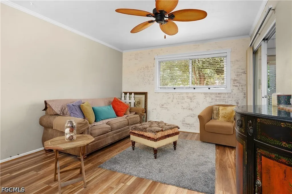 1001 Pine Isle Lane Naples FL 34112