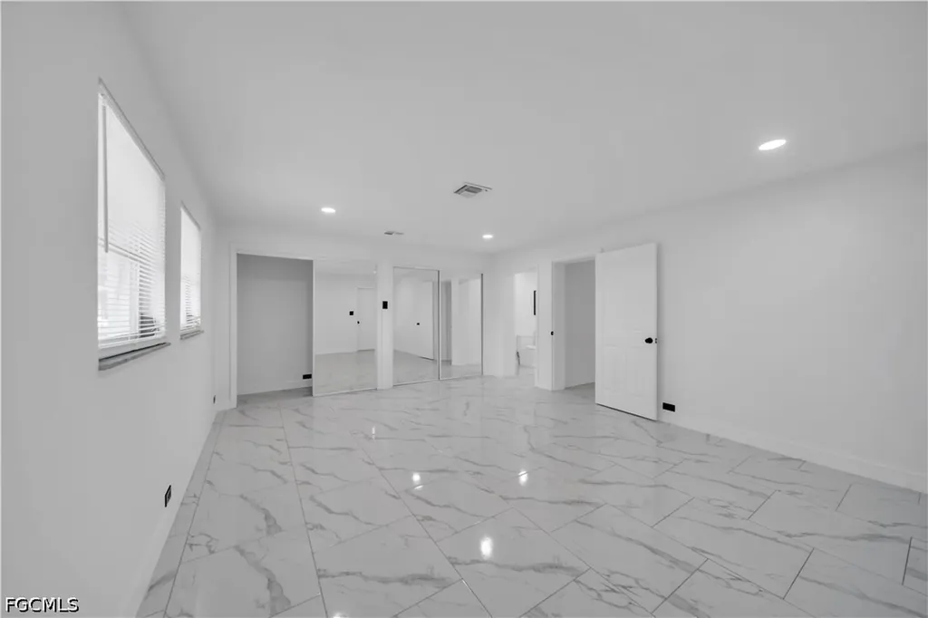 139 E Lake Drive Lehigh Acres FL 33936