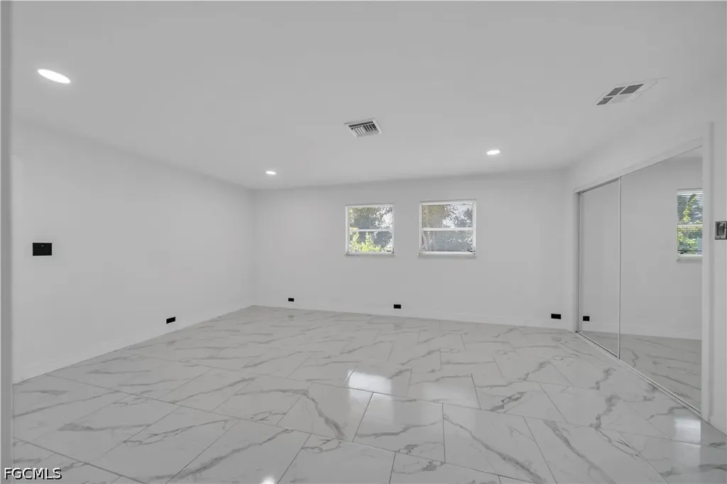 139 E Lake Drive Lehigh Acres FL 33936
