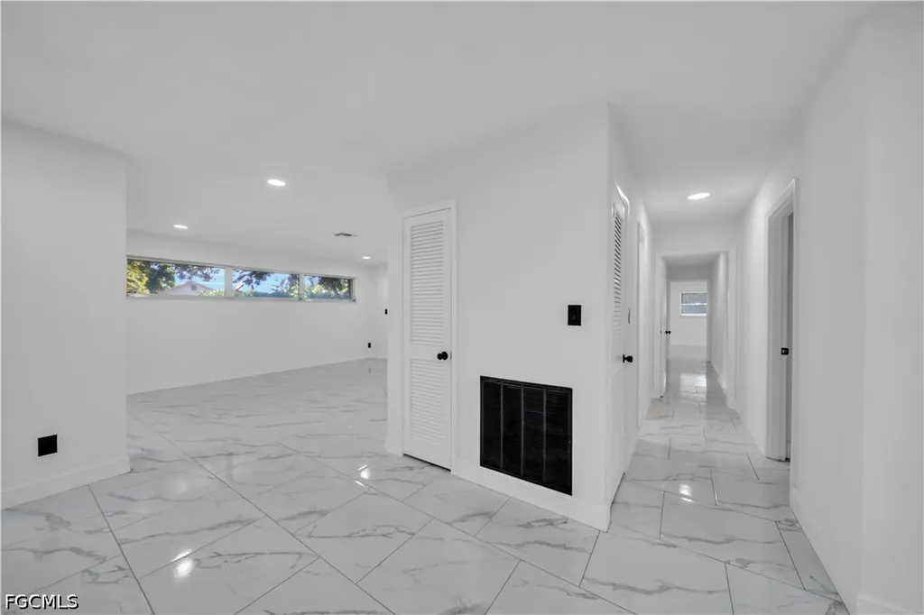 139 E Lake Drive Lehigh Acres FL 33936