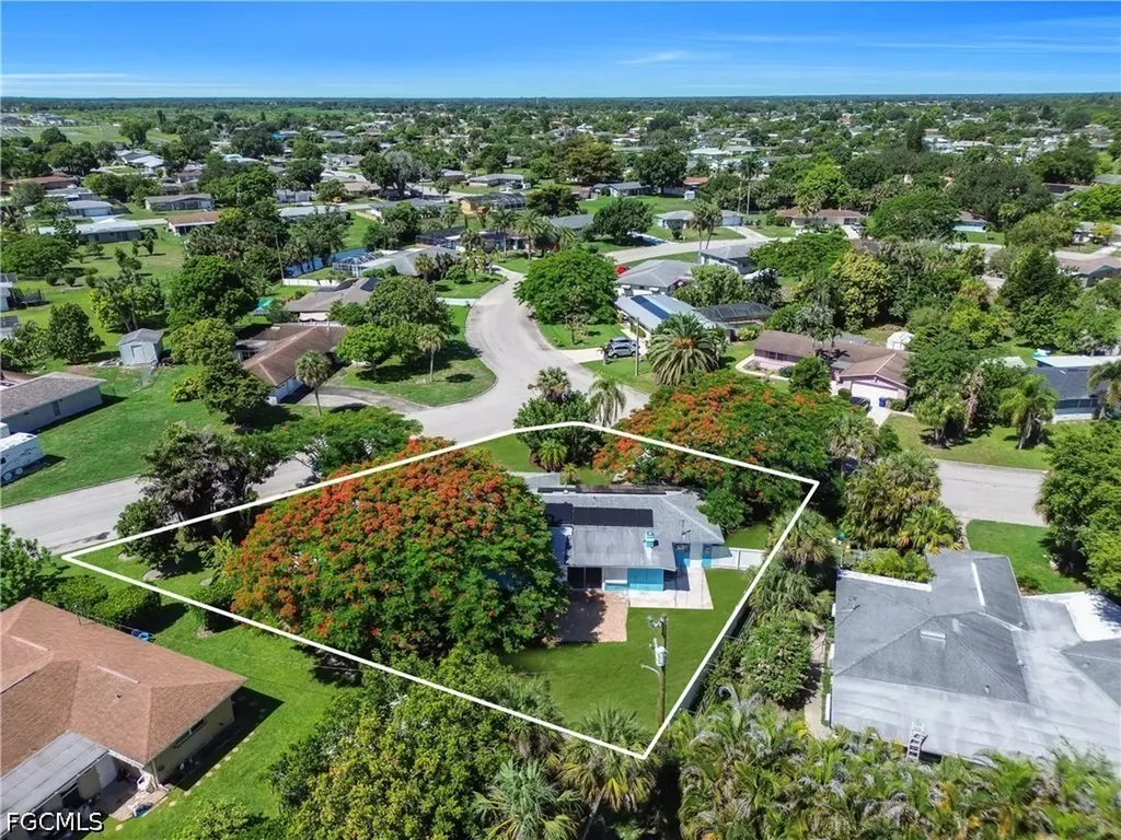 139 E Lake Drive Lehigh Acres FL 33936