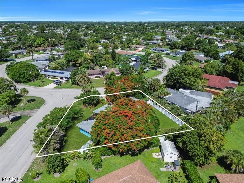 139 E Lake Drive Lehigh Acres FL 33936