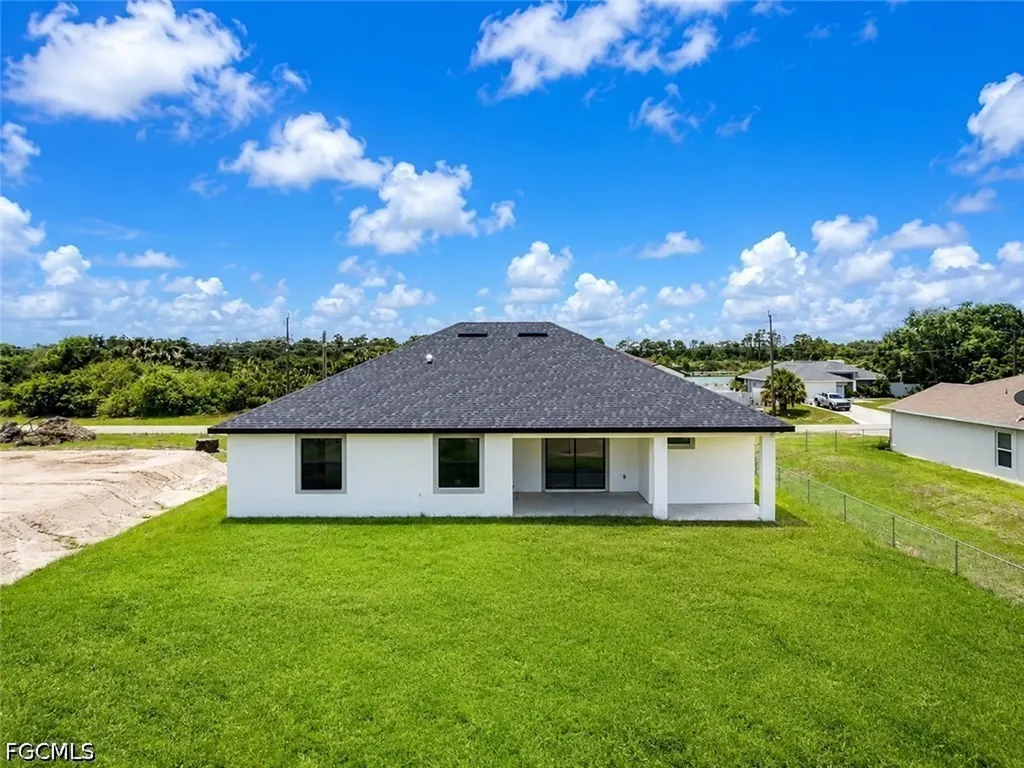 8022 Sunrise Circle Labelle FL 33935