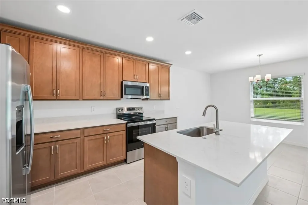 235 Lakeside Breeze Way Lehigh Acres FL 33936