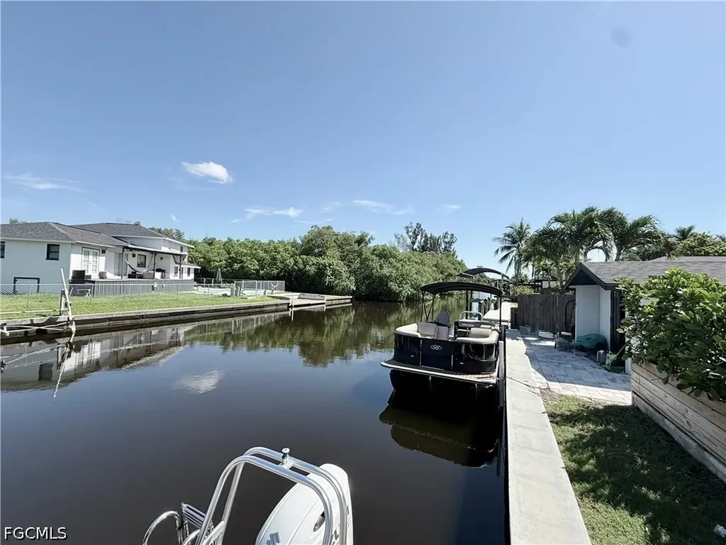 122 E North Shore Avenue North Fort Myers FL 33917