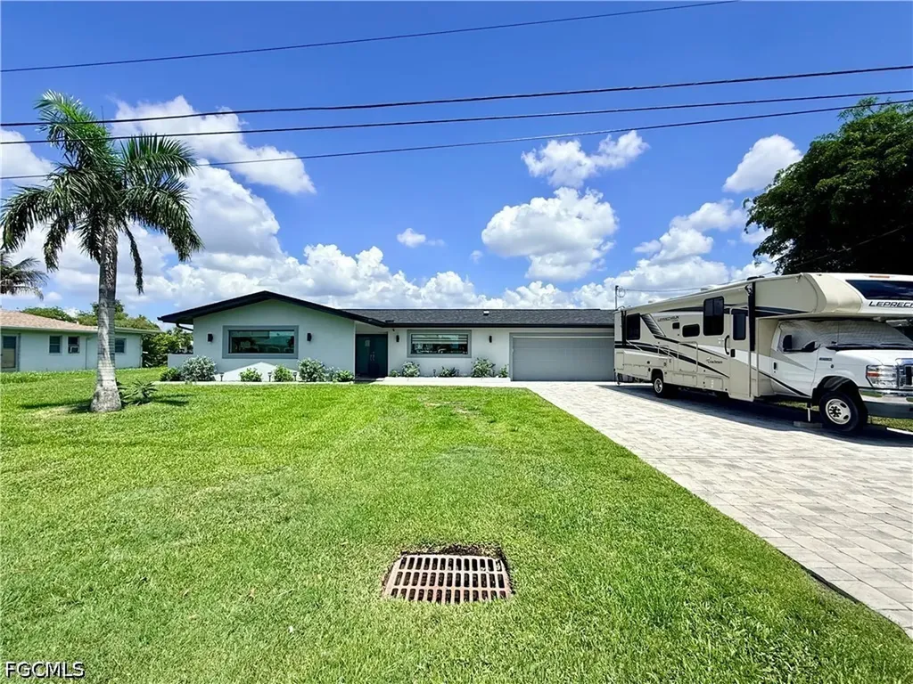 122 E North Shore Avenue North Fort Myers FL 33917
