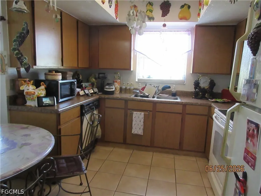 1114--1116 NE 8th Street Cape Coral FL 33909