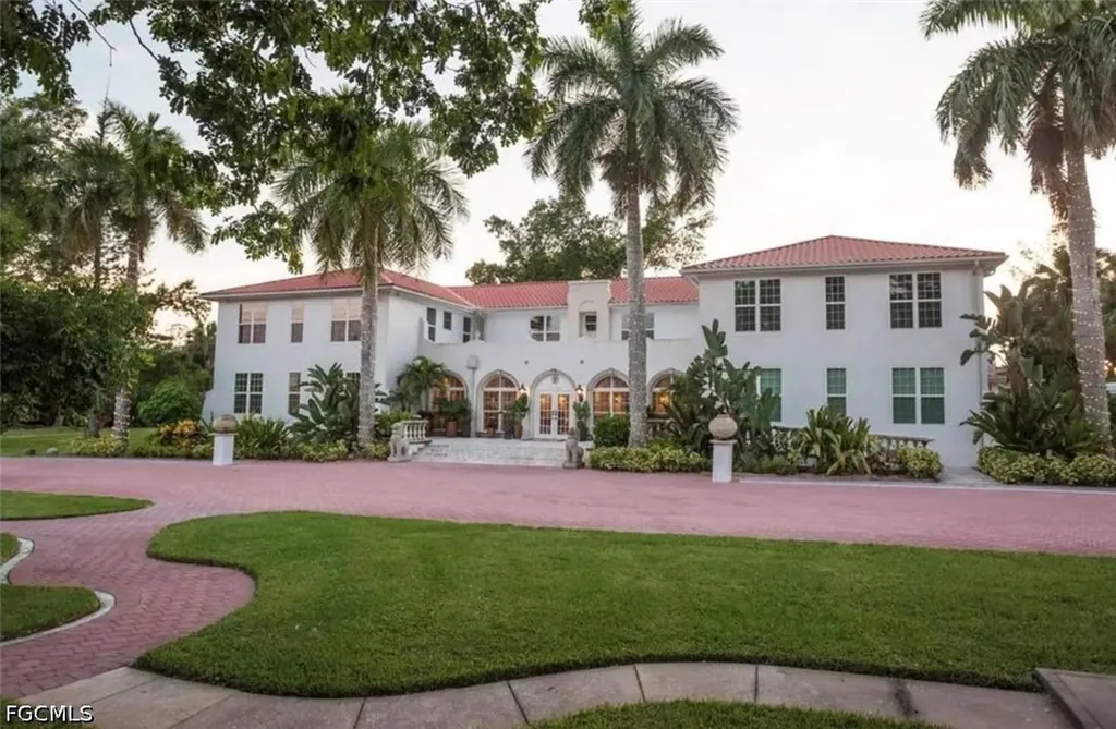 26900 N Riverside Drive Bonita Springs FL 34135