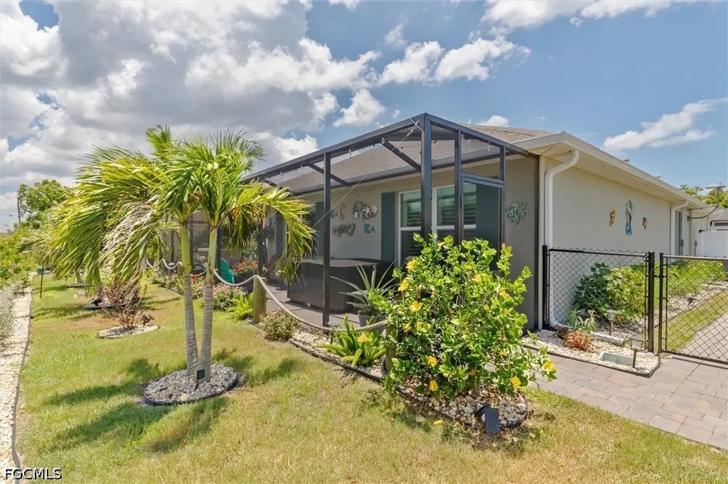 25266 Estrada Circle Punta Gorda FL 33955