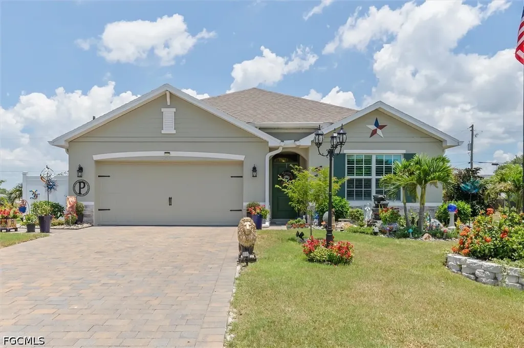 25266 Estrada Circle Punta Gorda FL 33955